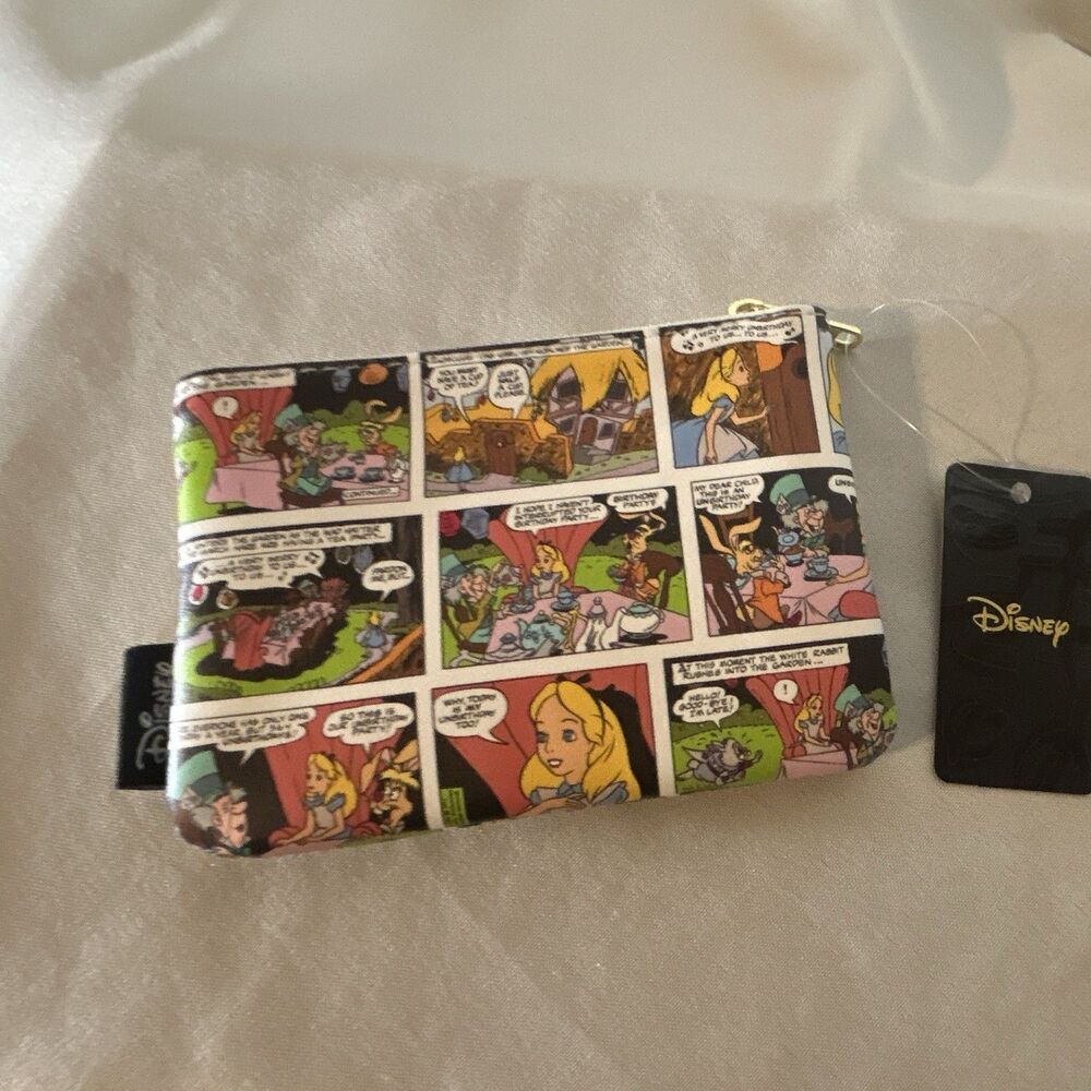 Disney Alice in Wonderland Comic Print Small Wallet Bifold Card Holder Purse